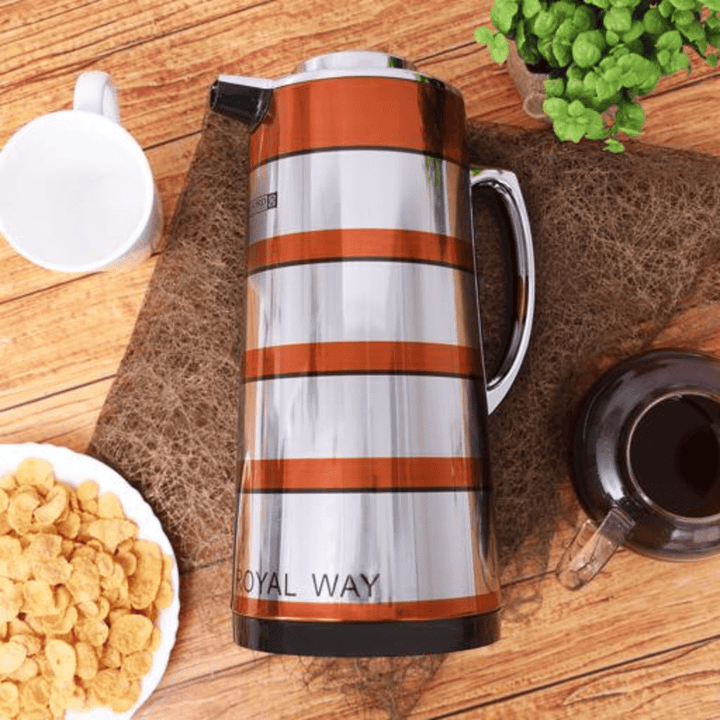 1.6L Golden Figured Vacuum Flask - Portable Insulated Thermos Hot - Cold - Souk Al RasVacuum Flasks and Thermos