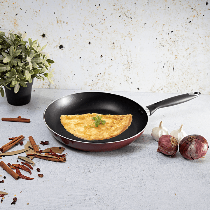 18cm Fry Pan with Handle, Non - Stick Fry Pan - Souk Al RasPots & Pans