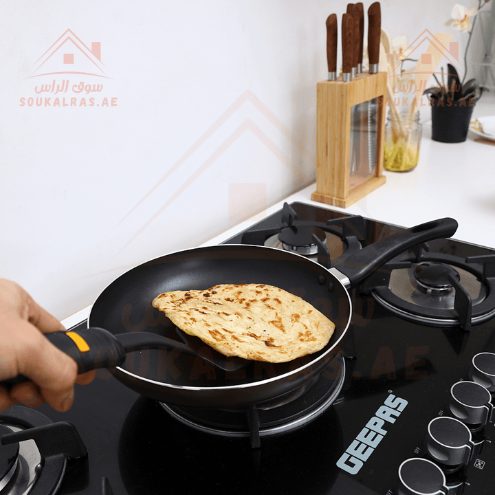 26cm Aluminium Non - Stick Fry Pan with Nylon Turner - Souk Al RasPots and pans