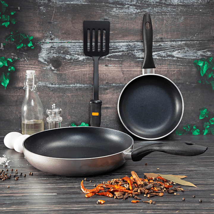 3Piece Aluminium Fry Pans with Nylon Turner 18 - 26cm - Souk Al RasPots & Pans