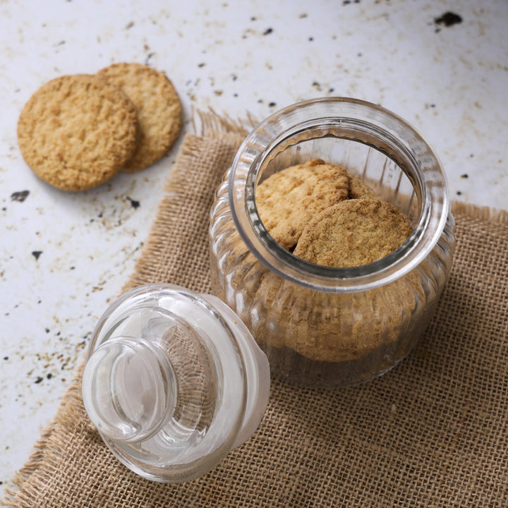 Glass Air Proof Cookie Jar 650ML