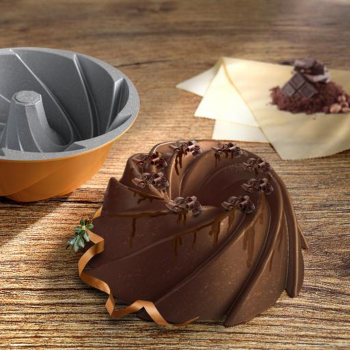 Tornado Cake Mould - Aluminium - Non-Stick Coating 24cm