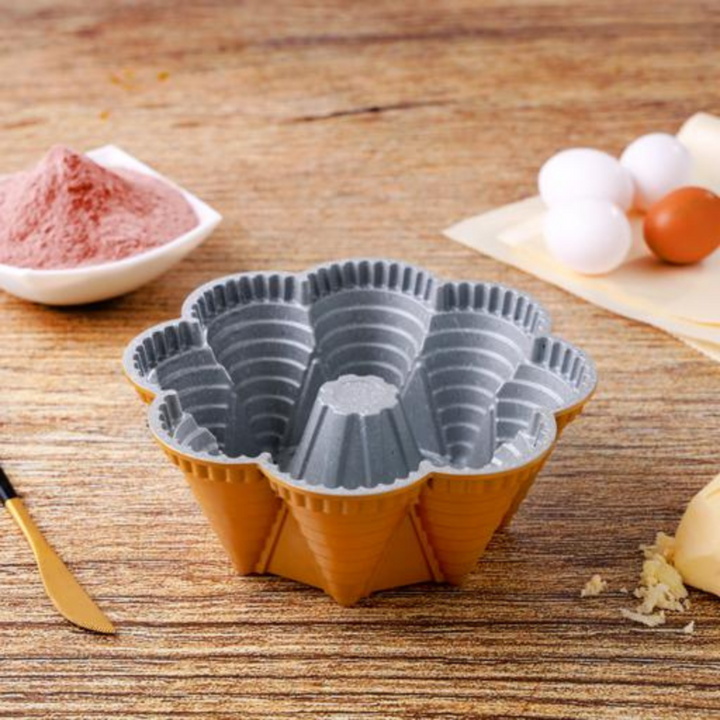 Tower Cake Mould - Aluminium - Non-Stick Coating 21cm