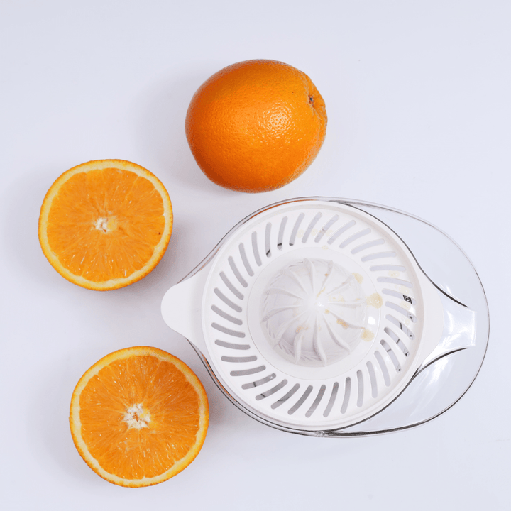 Citrus Manual Juicer - Healthy & Easy to Use - Clean Citrus Juicer 625ML - Souk Al RasKitchen Accessories