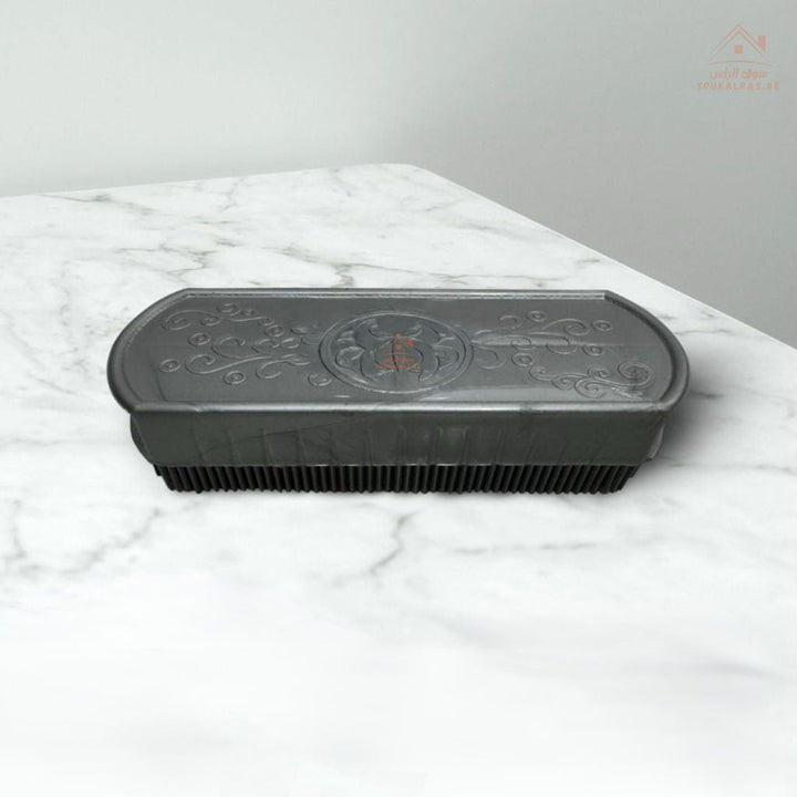 Delcasa Cloth Brush | Soft on Fabrics | Perfect for removing lint, dust, and dirt from clothes |Made in India - Souk Al Ras