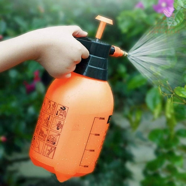 High - Pressure Water Spray Bottle 3L | Durable & Practical Design | Ideal for gardening, pesticide spraying, and cleaning tasks. - Souk Al Ras