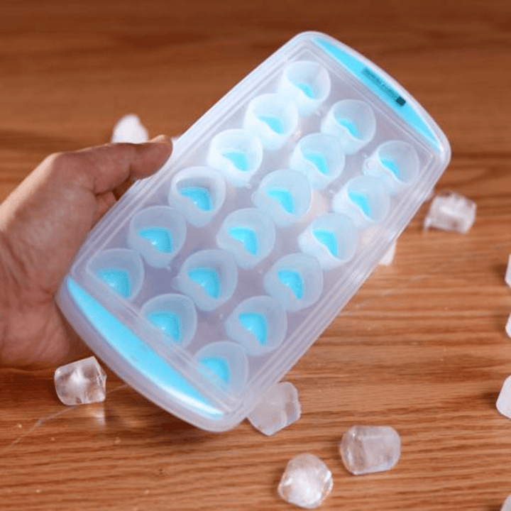 Ice Tray With Lid - 18 Cubes Ice Blue Tray - Souk Al RasKitchen Accessories