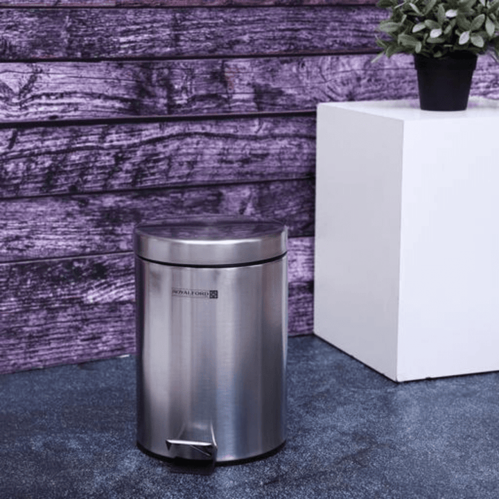 Stainless Steel Kitchen Pedal Trash Bin 12L - Souk Al RasHousehold