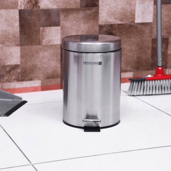 Stainless Steel Kitchen Pedal Trash Bin 12L - Souk Al RasHousehold