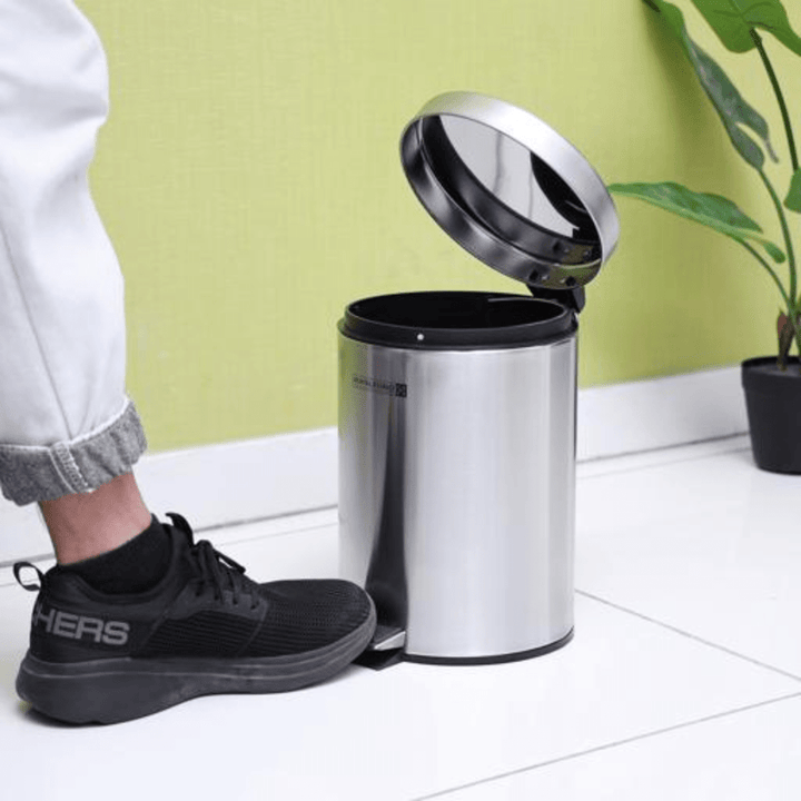 Stainless Steel Kitchen Pedal Trash Bin 12L - Souk Al RasHousehold