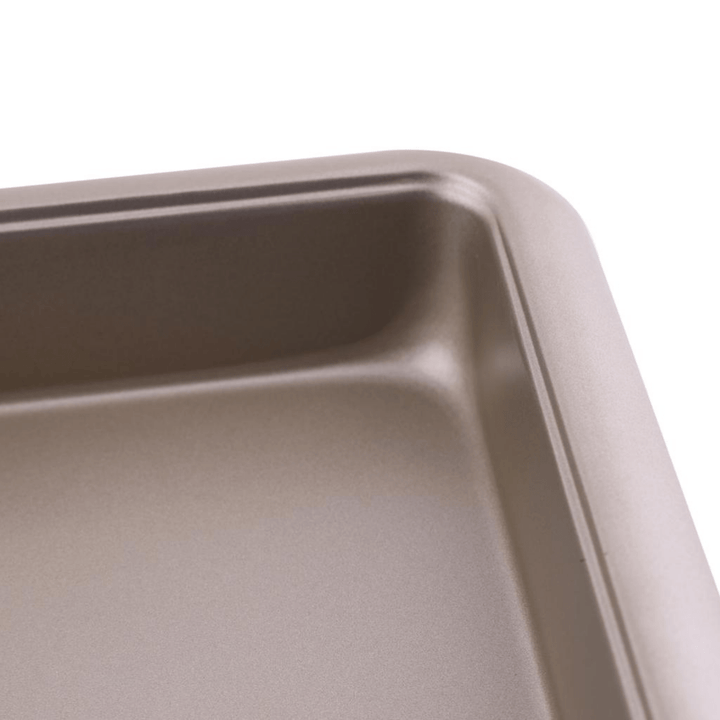 Steel Square Cake Pan - Non - Stick Baking Tin 20cm - Souk Al RasBakeware