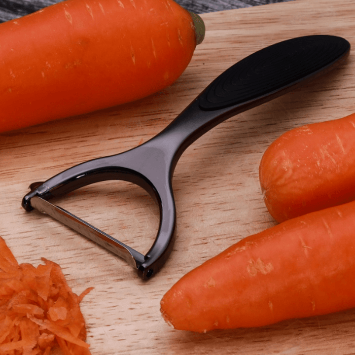 Y - Peeler - Black - High - Quality Vegetable Peeler - Souk Al RasKitchen Accessories