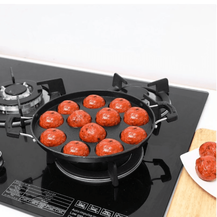 12 Pits Aluminium Appam Patram - Nonstick Cast Aluminum Alloy Baking Tray With 12 Pieces - Souk Al RasSkillets & Frying Pans