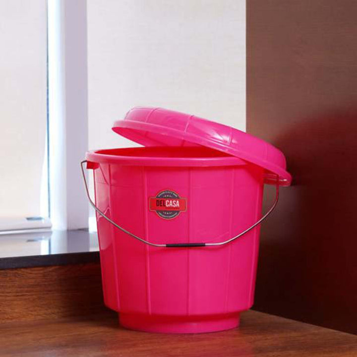 16 - Liter Bucket With Lid - Souk Al RasHome & Garden