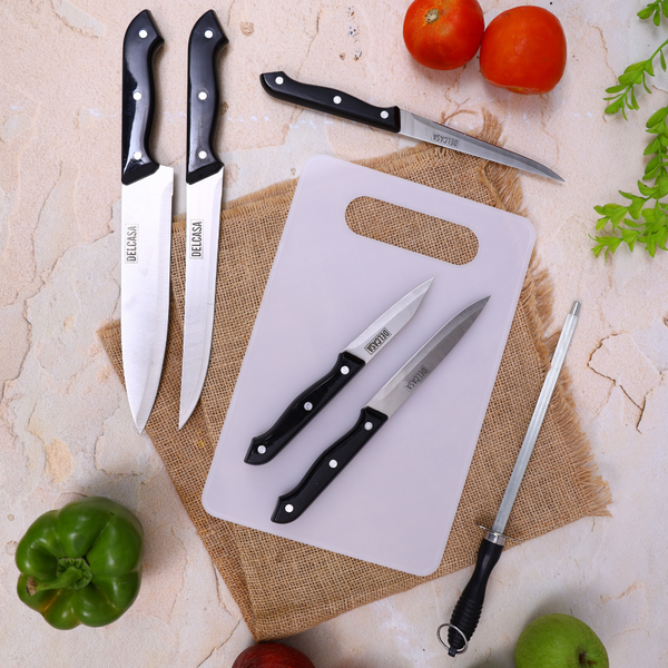 Basic Kitchen Knife Set, Stainless Steel 5 Kitchen Knives Along with Knife Sharpener (7 Pcs Set)
