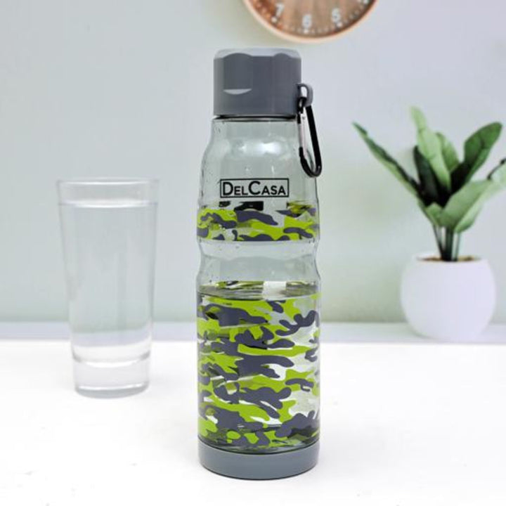 DELCASA Water Bottle with Portable Cap - Lead-Free and Perfect for Travel - 0.7L