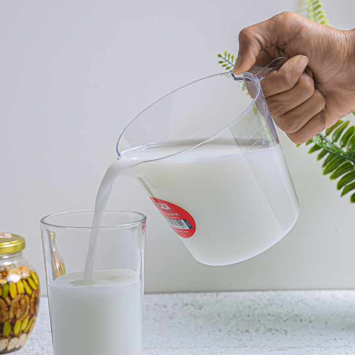 High-Quality Food-Grade Measuring Cup with Pouring Spout