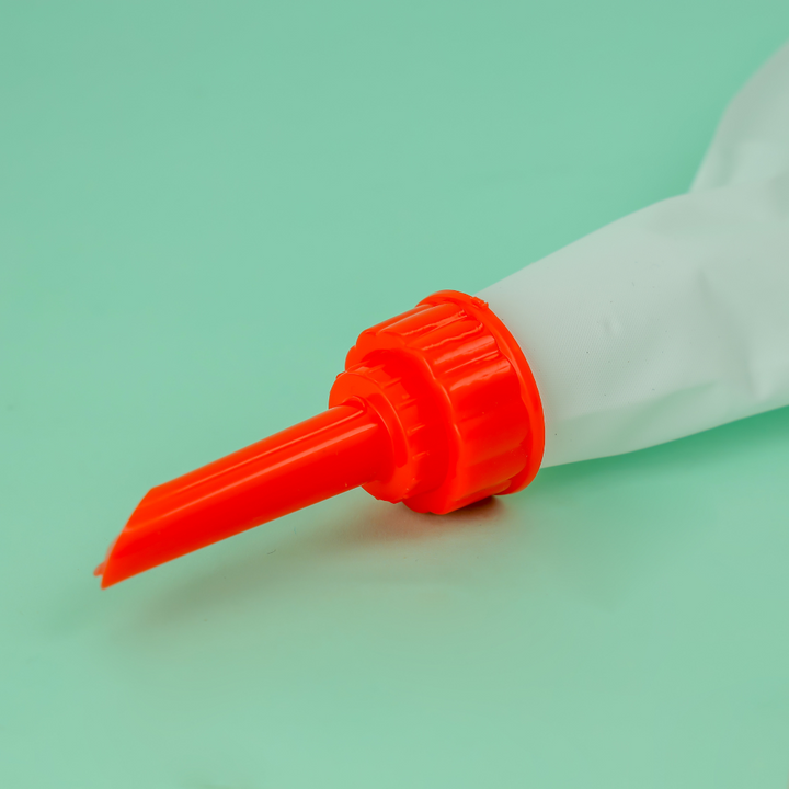 PVC Icing Bag with 5 Different Nozzles