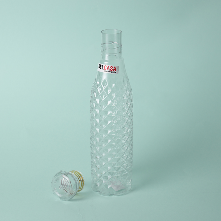 Pet Bottle with Diamond Cap, BPA-Free, Leak-Resistant, and Portable 