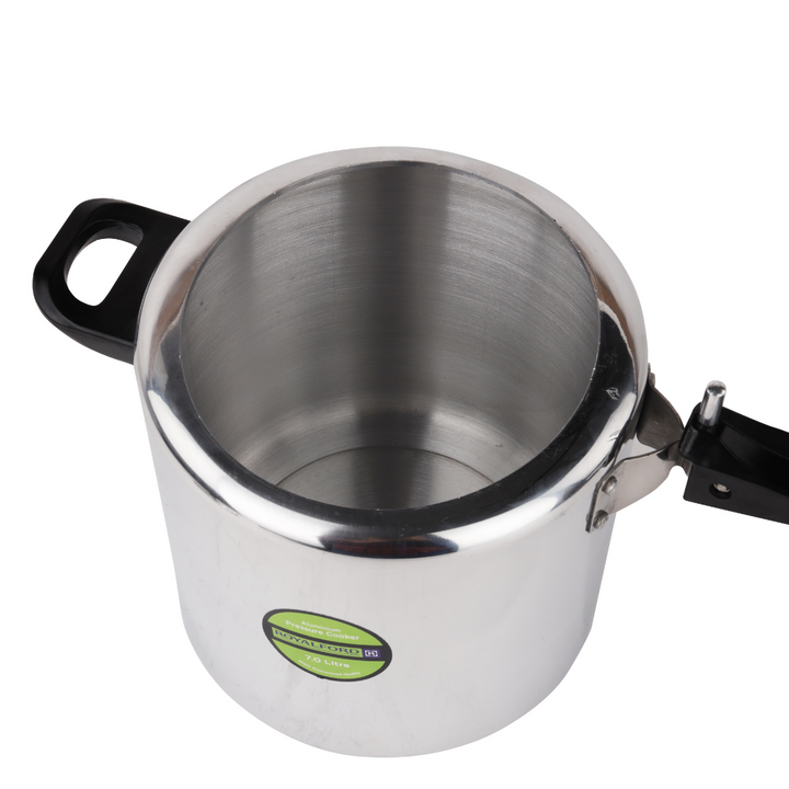 ROYALFORD Aluminium Pressure Cooker| Extra Gasket, Safety Valve | Durable, Comfortable Handles | Steaming, Cooking. 7L