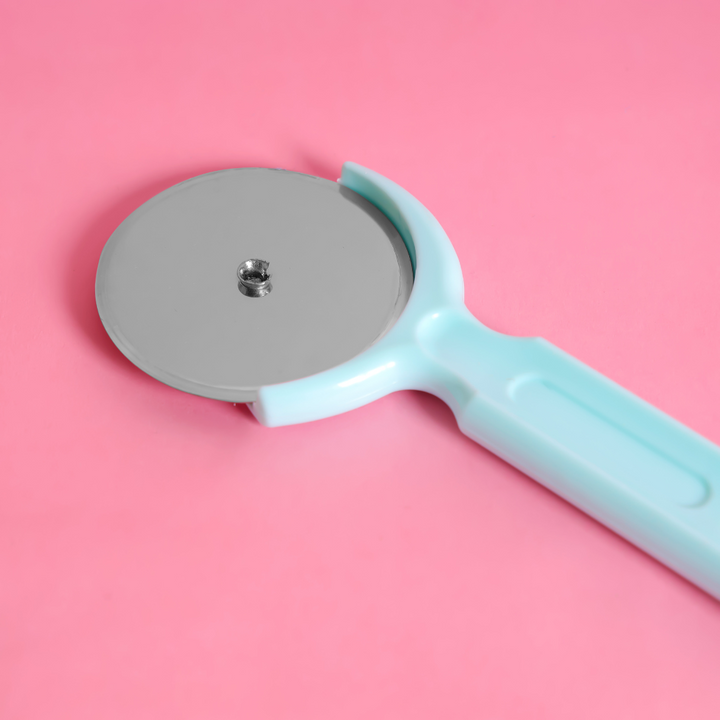 Single Pizza Cutter, Made with PS Polymer and Stainless Steel