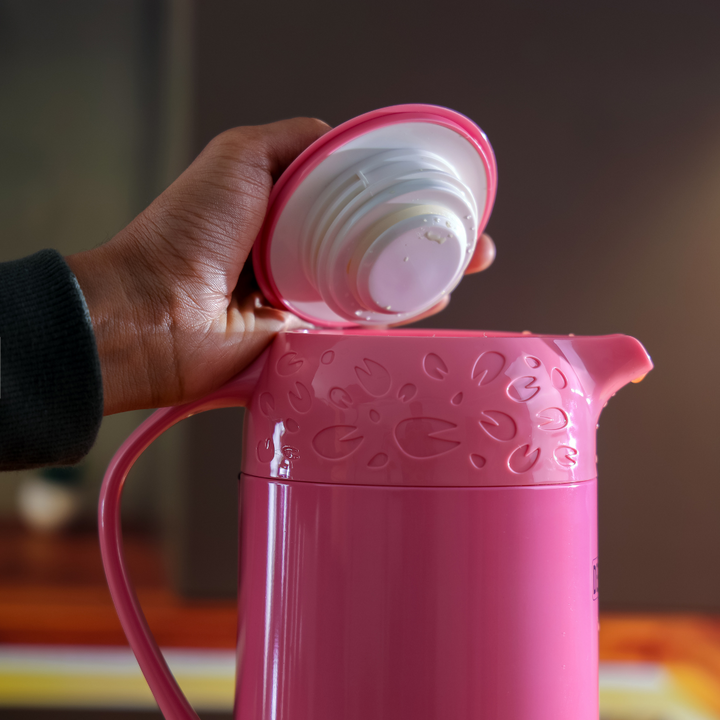 Vacuum Flask with Asbestos, Portable and Durable Container 