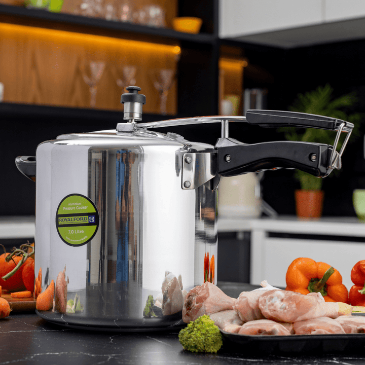 ALuminium Pressure Cooker 7L | Extra Gasket, Safety Valve | Durable, Comfortable Handles | Steaming, Cooking - Souk Al RasPressure Cookers & Canners