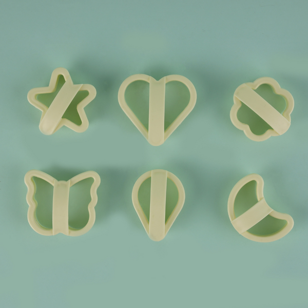 cookie cutters 6 different shaped cookie