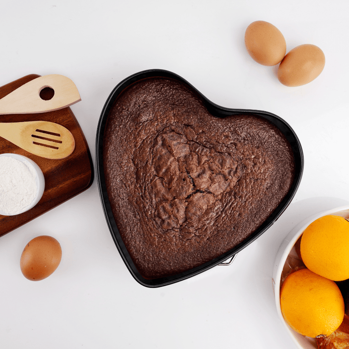 Heart shape Spring Foam Pan Cheesecake Baking Ware with Nonstick Leak - Proof Design - Souk Al RasBakeware