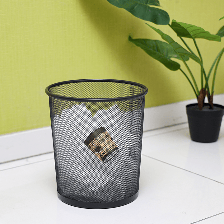 Lightweight Circular Mesh Dustbin - Souk Al RasKitchen Accessories