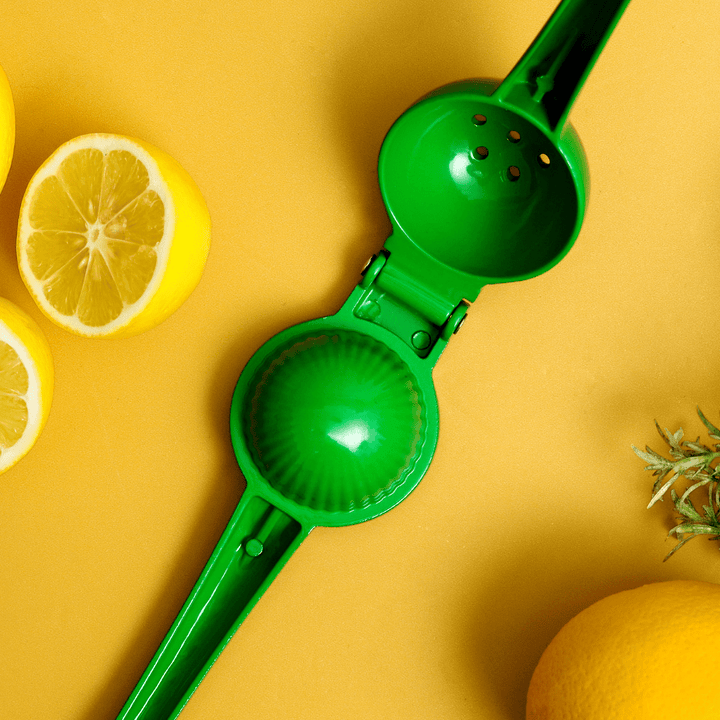 Manual Citrus Lemon Squeezer Aluminium Alloy Material Fruit Juicer - Souk Al RasKitchen Accessories