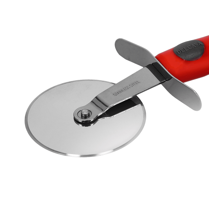 Stainless Steel Durable Pizza Cutter Silver and Red 21.5X7.5 CM - Souk Al RasCooking untensils