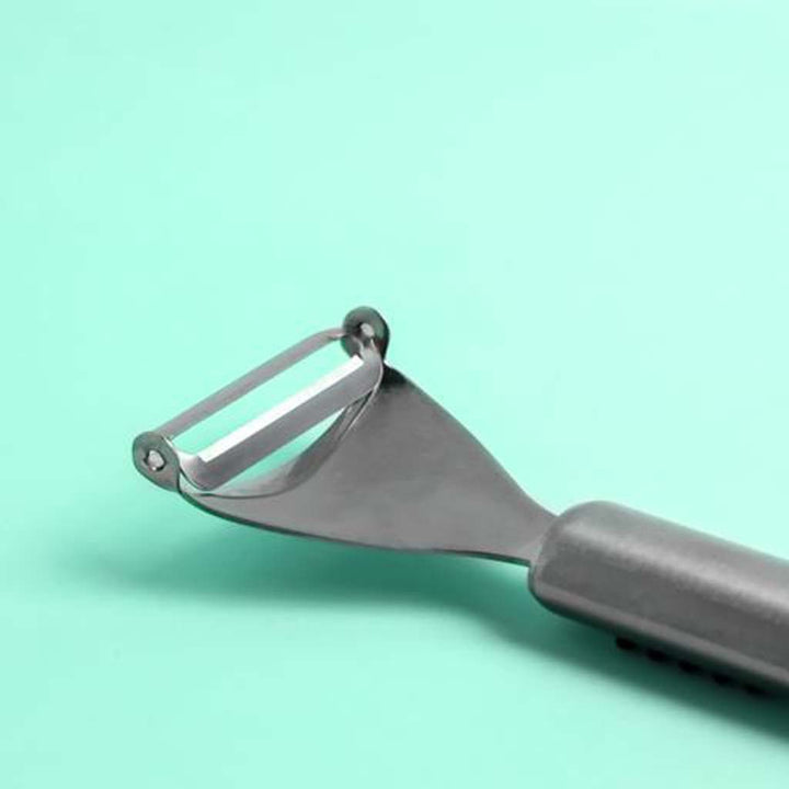 Triangle Peeler with TRP Handle & Sharp Blade - Non - Slip for Veggies & Fruits - Souk Al RasKitchen Tools & Utensils