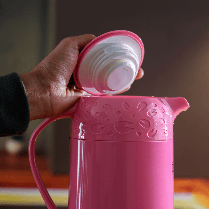 Vacuum Flask with Asbestos, Portable and Durable Container 1300ML - Souk Al RasDrinkware